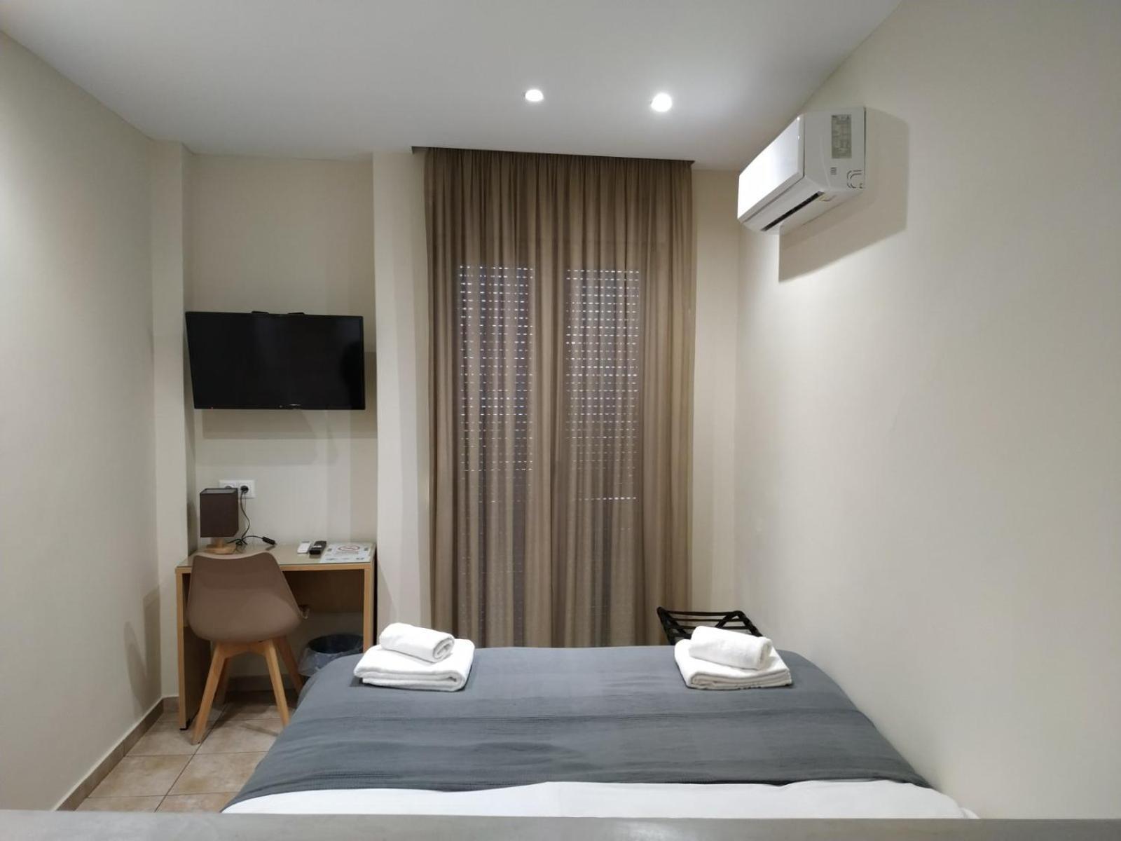 Hotel Kentrikon Chalkís Exteriér fotografie